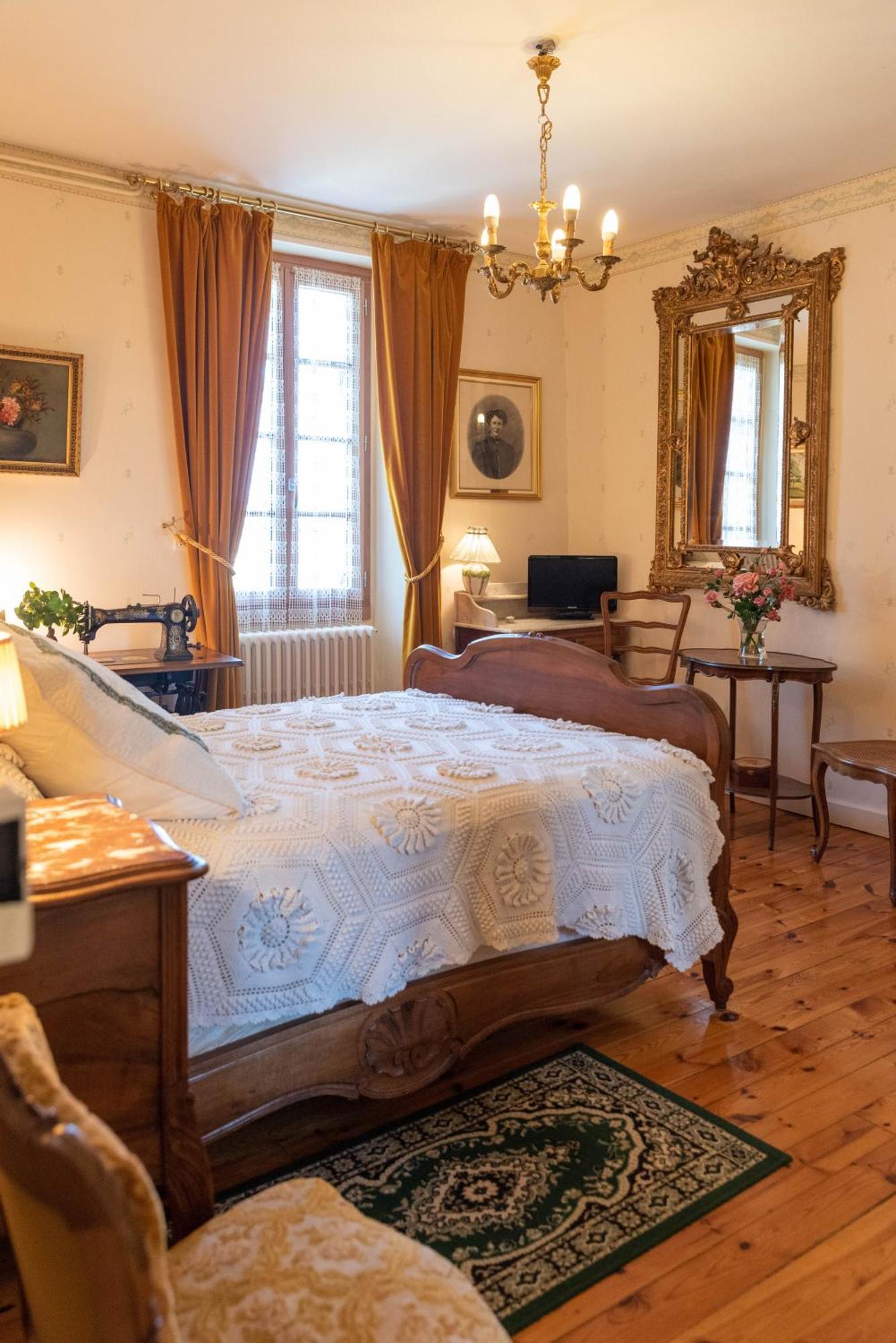 Вілла La Maison De Mireille Le Puy-en-Velay Екстер'єр фото